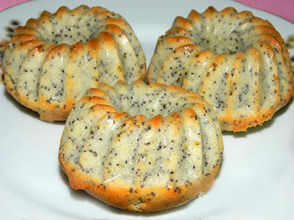 Маковые кексы с яблоком