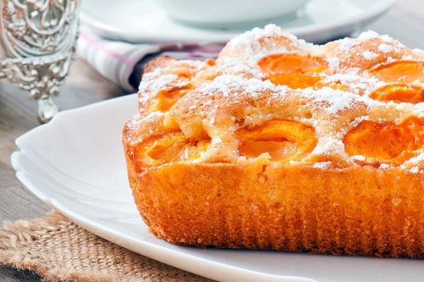Абрикосовый пирог с мультиварке