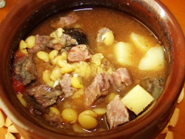 Гороховый суп с мясом. 