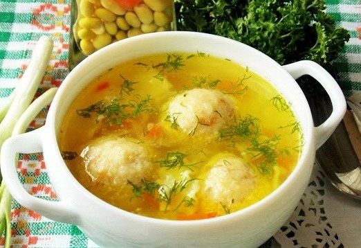 Суп с сырными клёцками