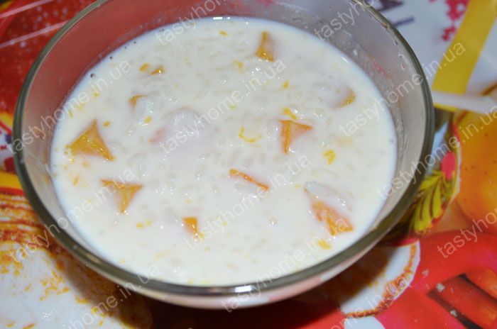 Молочный суп с тыквой и рисом