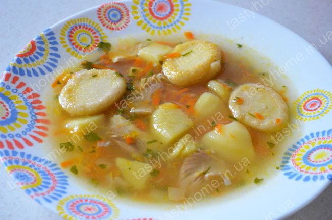 Суп с манными клёцками
