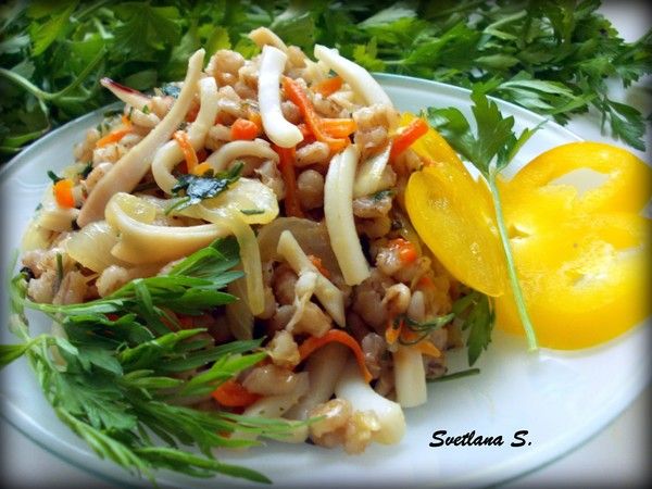 Перловая каша с кальмарами