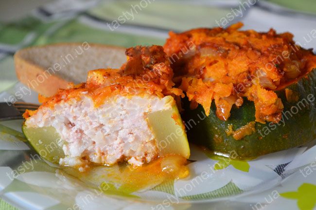 Кабачки фаршированные мясом в духовке