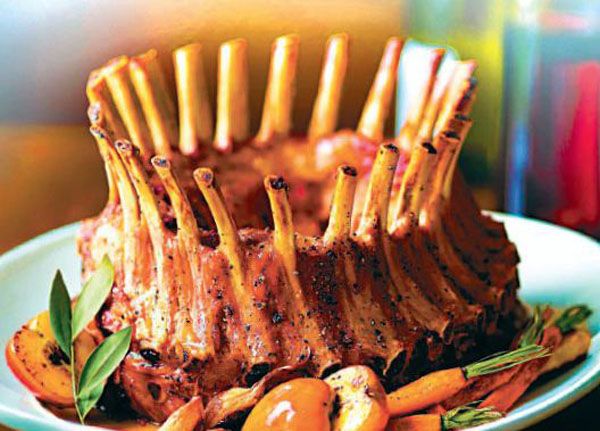 Мясная корона из свинины