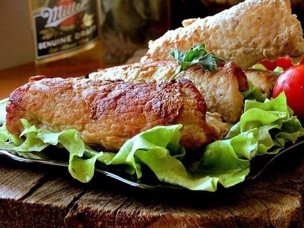 Свинина с солёными огурцами