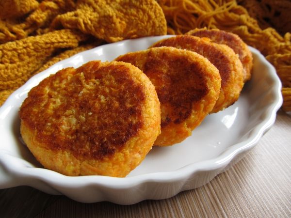 Морковные котлеты в духовке