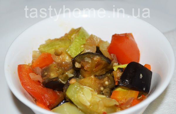 Вкусные овощи на сковороде