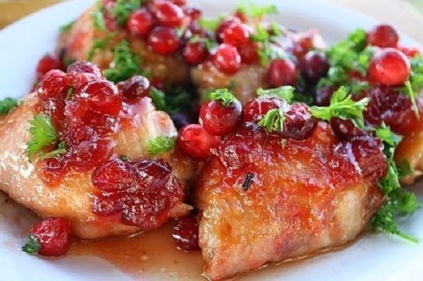 Курица с клюквой