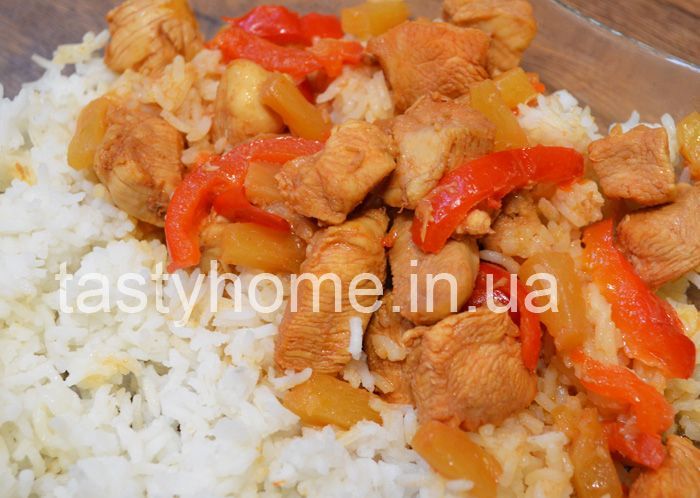 Курица с ананасами