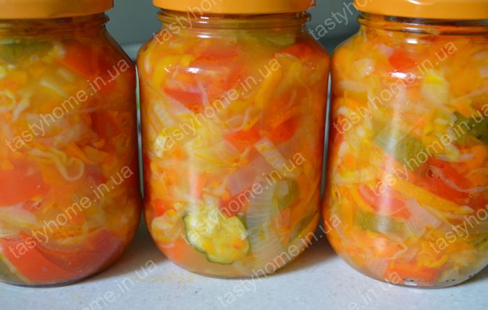 Овощной салат с капустой на зиму