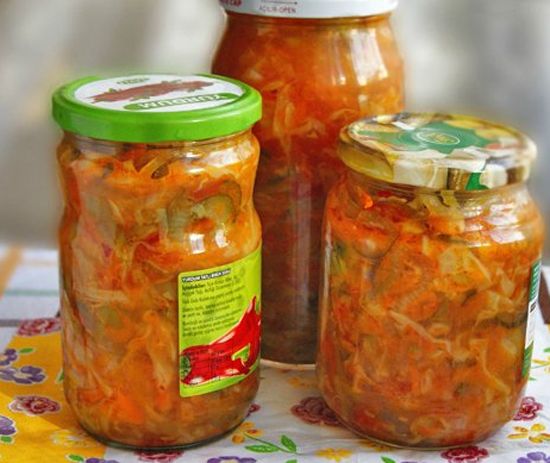 Овощной салат с яблоками на зиму. 