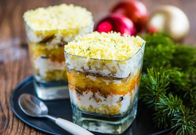 Салат из печени трески с картофелем