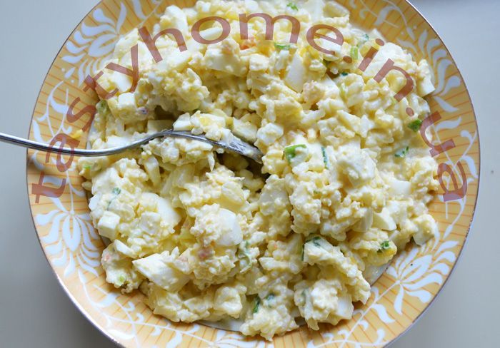 Салат с мясом криля и рисом