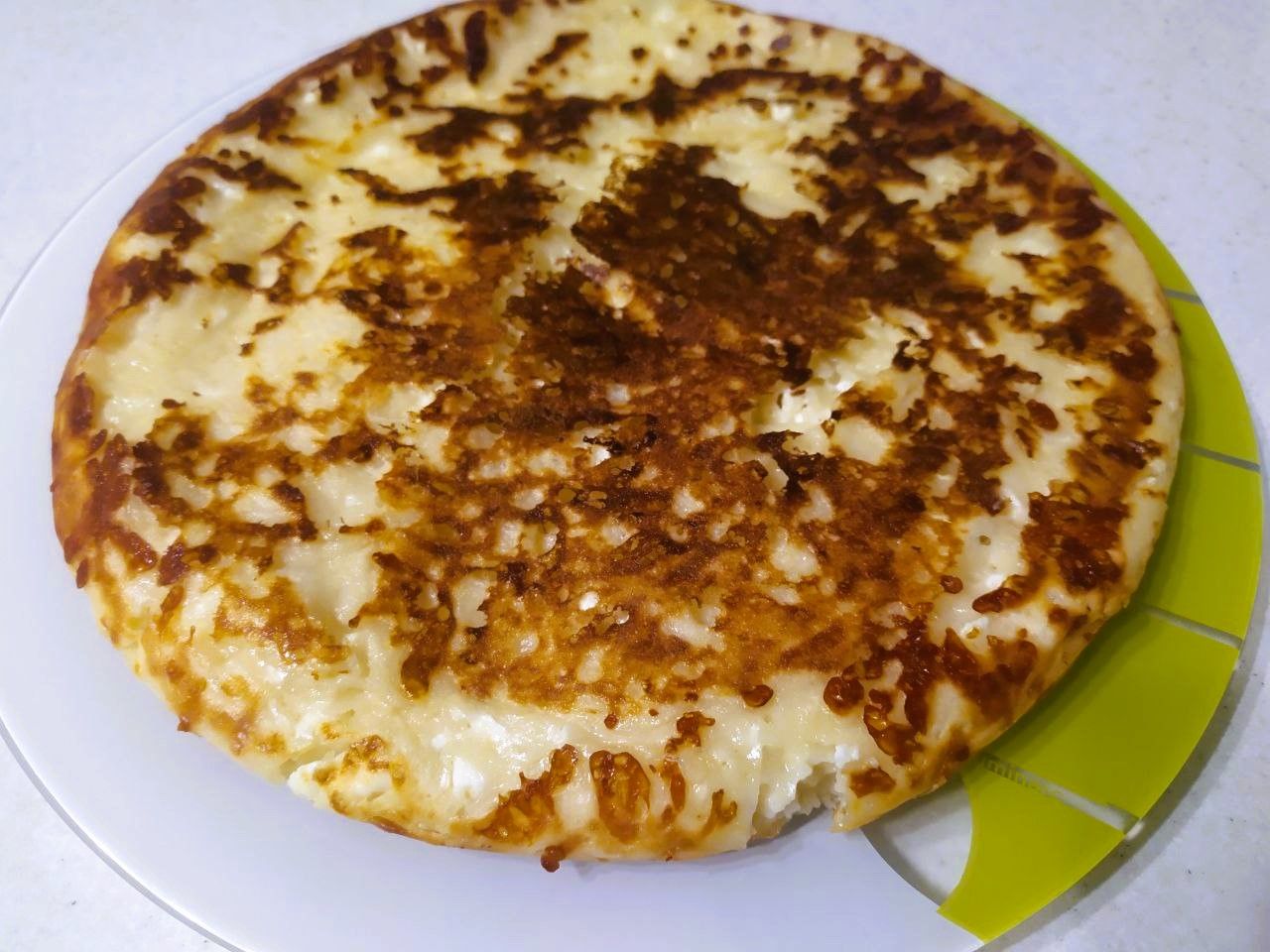 lenivye khachapuri na skovorode 4