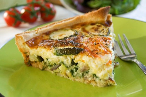 Пирог с кабачком и сыром