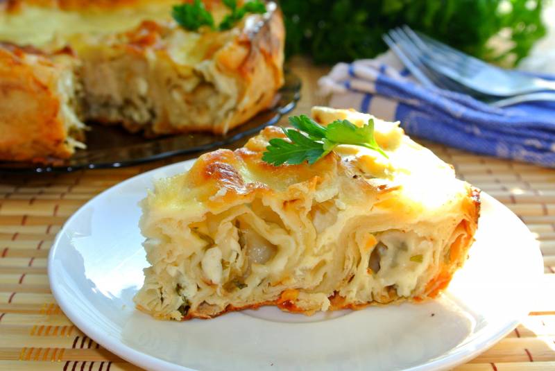 Пирог из лаваша с сыром