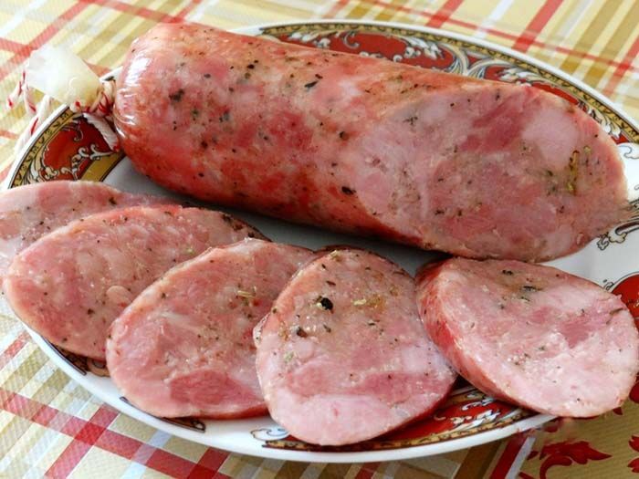 Домашняя рубленная колбаса