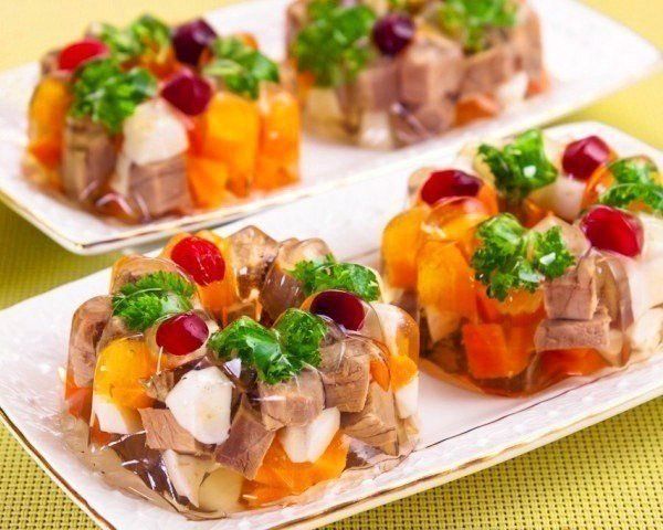 Порционное заливное из языка