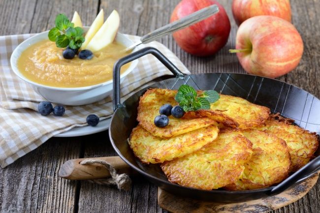Овощные оладьи с кабачками